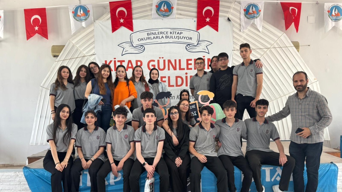 ÇİFTLİKKÖY KİTAP GÜNLERİ FUARINI ZİYARET ETTİK..